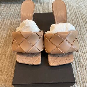 Bottega Venetta Heels 38